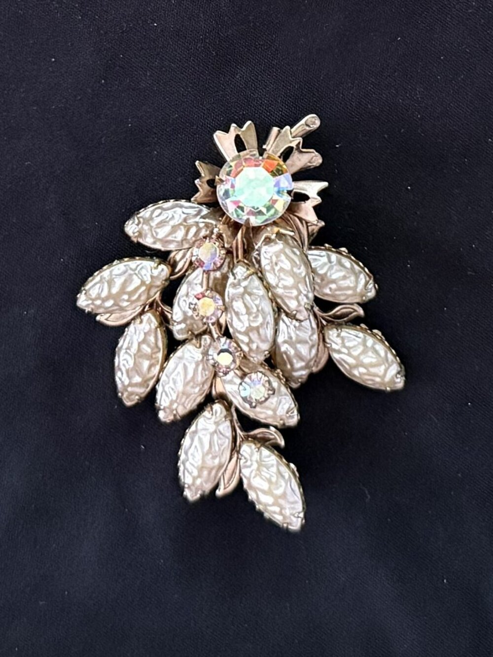 VTG FLORAL Spray Iridescent Rhinestones Textured Iridescent Glass Stone Brooch